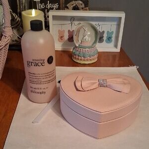 Philosophy Amazing Grace with Pink Heart Box